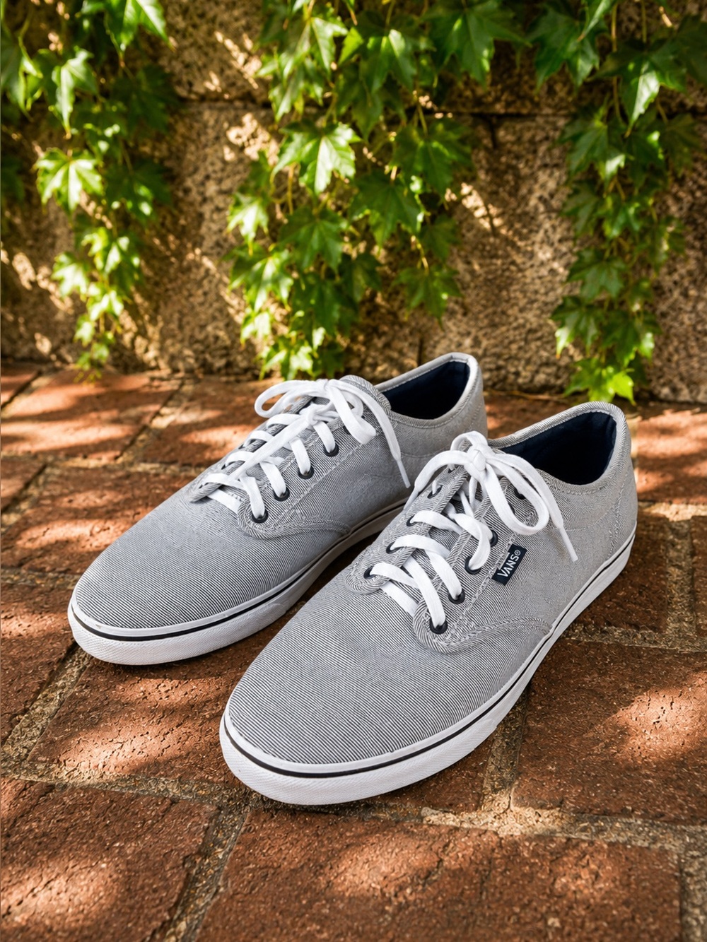 VANS Women's Navy and Gray/White Classic Pinstripe Sneakers, 9.5